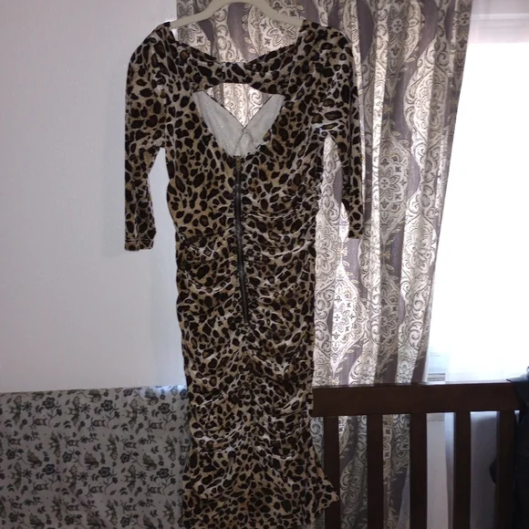 Voodoo Vixen Velvet Leopard Dress - Picture 2 of 2